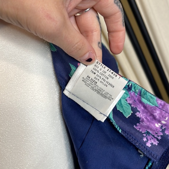 VINTAGE- COLD SHOULDER PURPLE ROSE & FLORAL DRESS WITH TULLE SIZE XS TO S - Picture 11 of 12